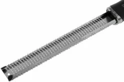 Râpe Microplane Premium Classic, Noir 9 Râpe Microplane Premium Classic, Noir -Pas Cher Lame Pro Magasin MP46020 03 microplane premium classsic rasp zwart mp46020 d3