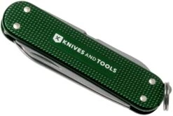 Victorinox Classic Alox Green 0.6221-24R4.KTE1 Knivesandtools Edition, Couteau Suisse -Pas Cher Lame Pro Magasin VT0 6221 24R4 KTE1 05 victorinox